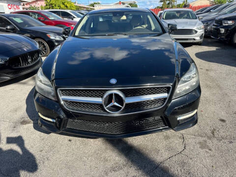 2013 Mercedes-Benz CLS for sale at Molina Auto Sales in Hialeah FL