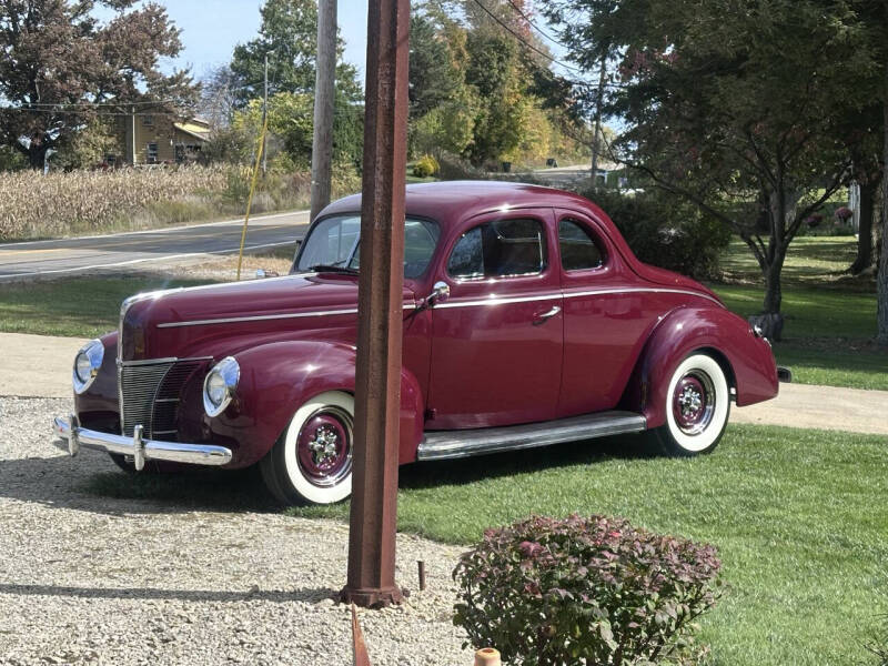 1940 Ford Deluxe