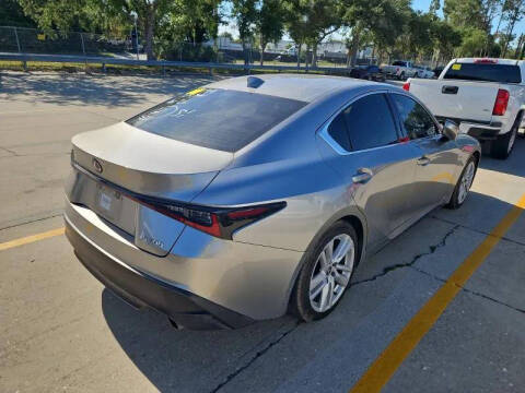 2022 Lexus IS 300