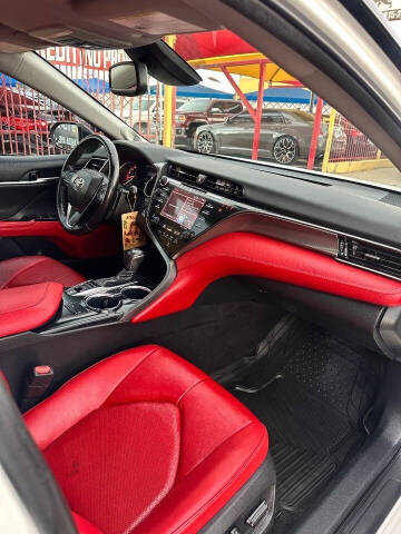 2019 Toyota Camry XSE V6