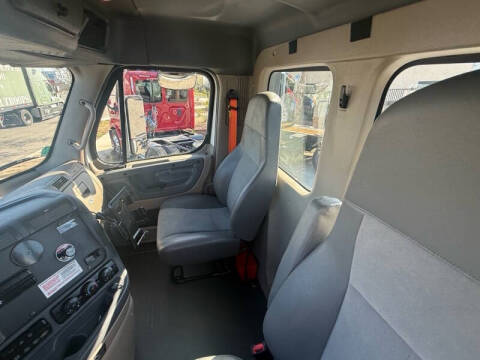 2019 Freightliner Cascadia