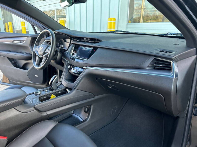 2023 Cadillac XT5 Luxury