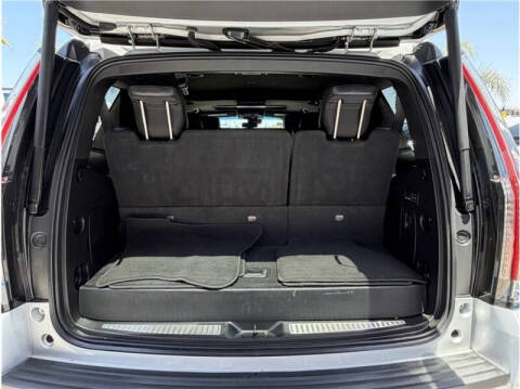 2019 Cadillac Escalade Platinum
