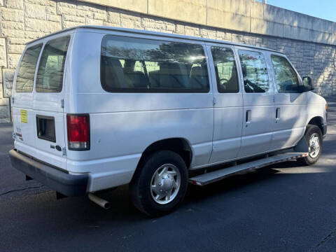 2014 Ford E-Series E-150