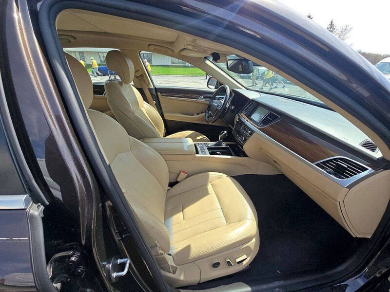 2017 Genesis G80