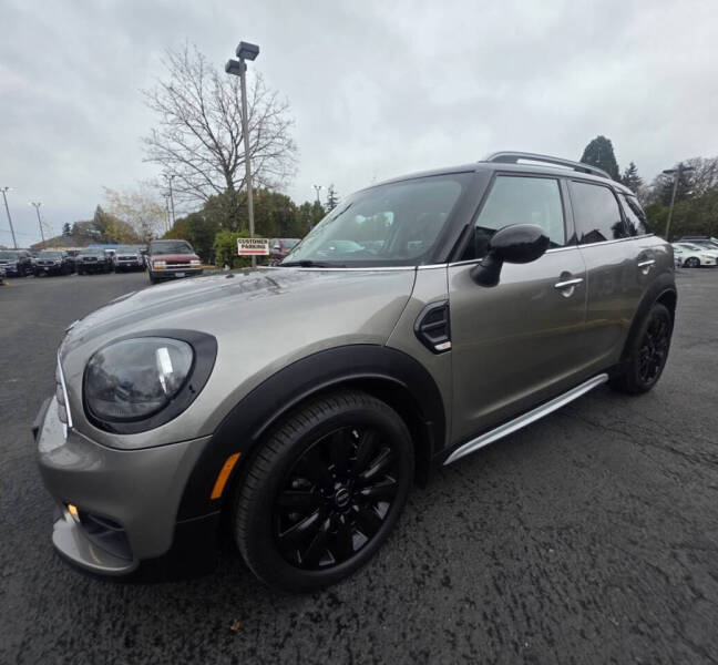 2017 MINI Countryman Cooper