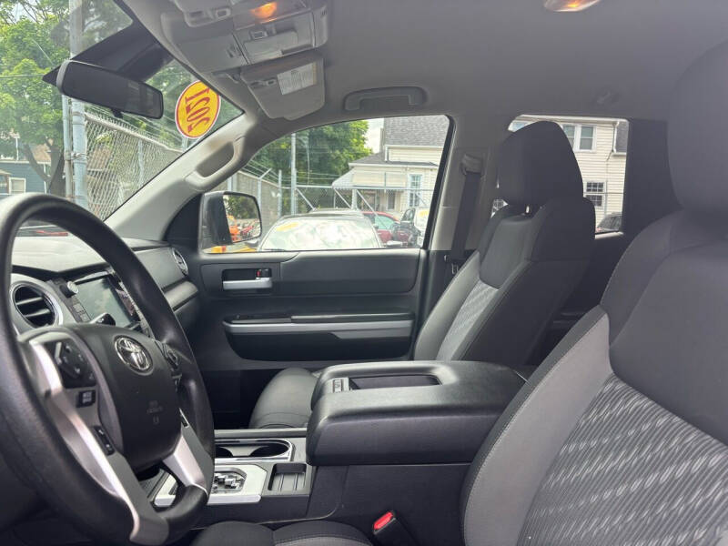 2021 Toyota Tundra SR5