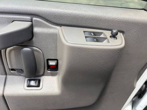 2020 Chevrolet Express LS 3500