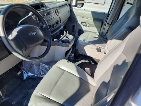 2012 Ford E-Series E-150