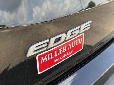 2020 Ford Edge SE