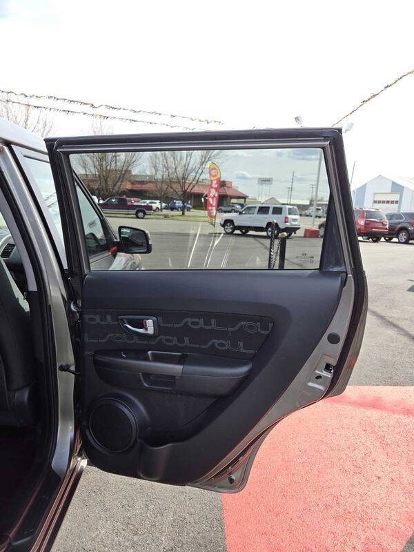 2013 Kia Soul +