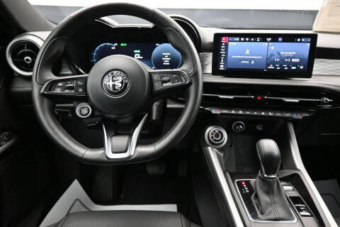 2024 Alfa Romeo Tonale Hybrid Ti