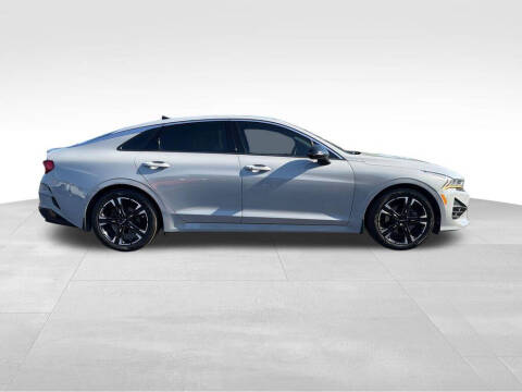 2023 Kia K5