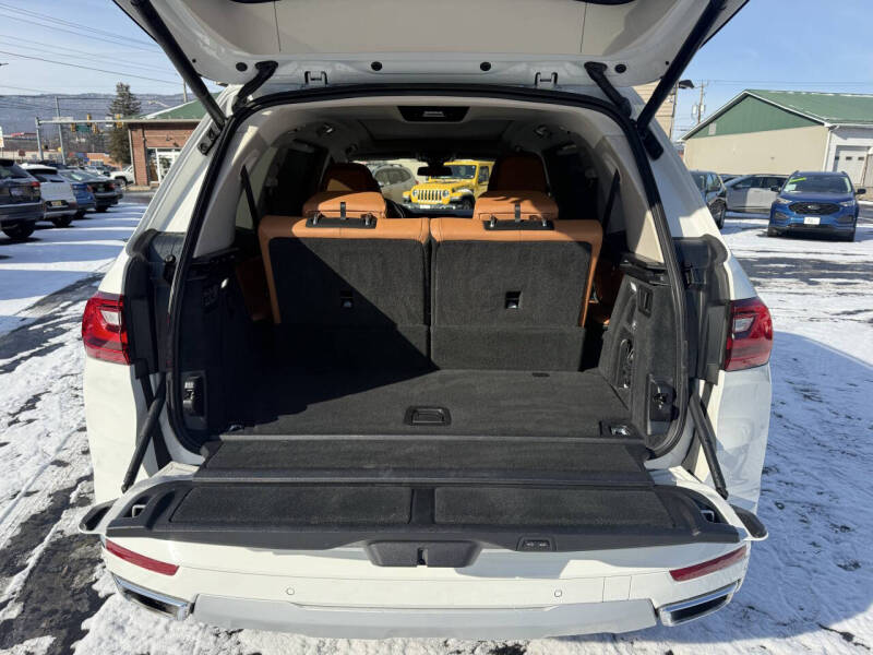 2022 BMW X7 xDrive40i