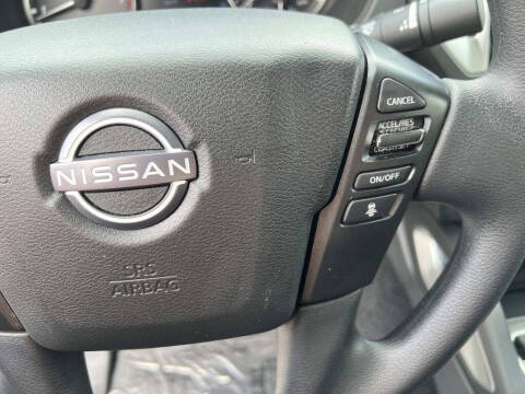 2025 Nissan Frontier SV