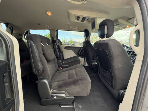 2016 Dodge Grand Caravan SXT Plus