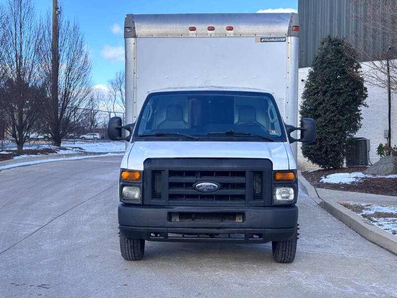 2013 Ford E-Series E-350 SD