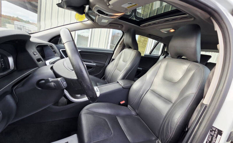 2016 Volvo V60 T5 Premier