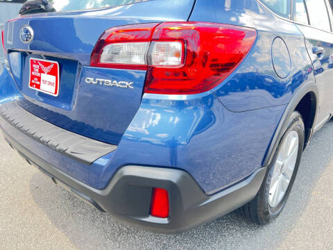 2019 Subaru Outback 2.5i