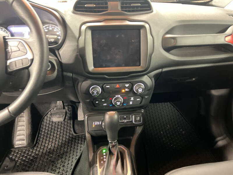 2023 Jeep Renegade Trailhawk