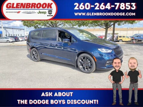 2023 Chrysler Pacifica for sale at Glenbrook Dodge Chrysler Jeep Ram and Fiat in Fort Wayne IN