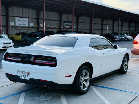 2018 Dodge Challenger SXT