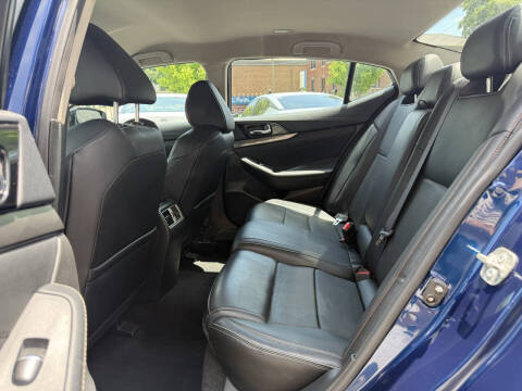 2023 Nissan Maxima 3.5 SV