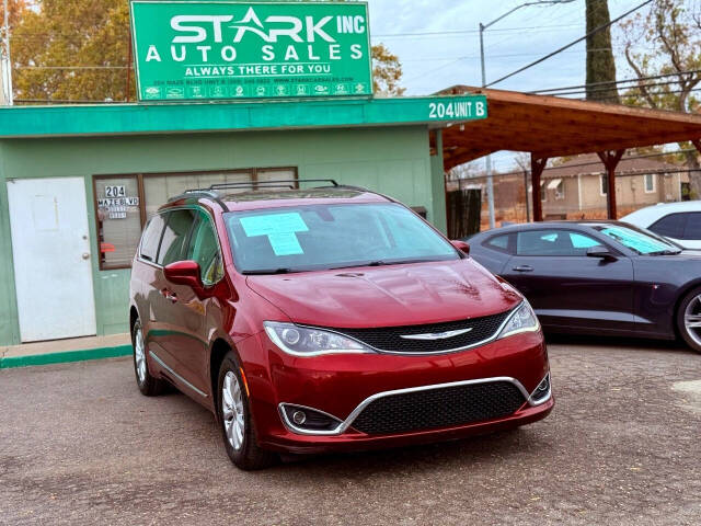 2017 Chrysler Pacifica for sale at STARK AUTO SALES INC in Modesto, CA