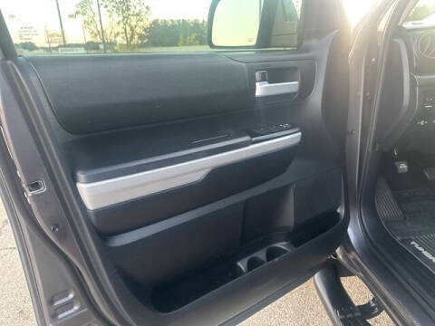 2019 Toyota Tundra SR5