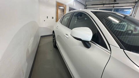 2023 Volvo S60 B5 Ultimate Bright Theme