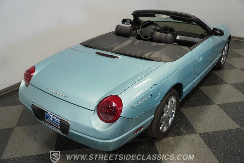 2002 Ford Thunderbird Deluxe