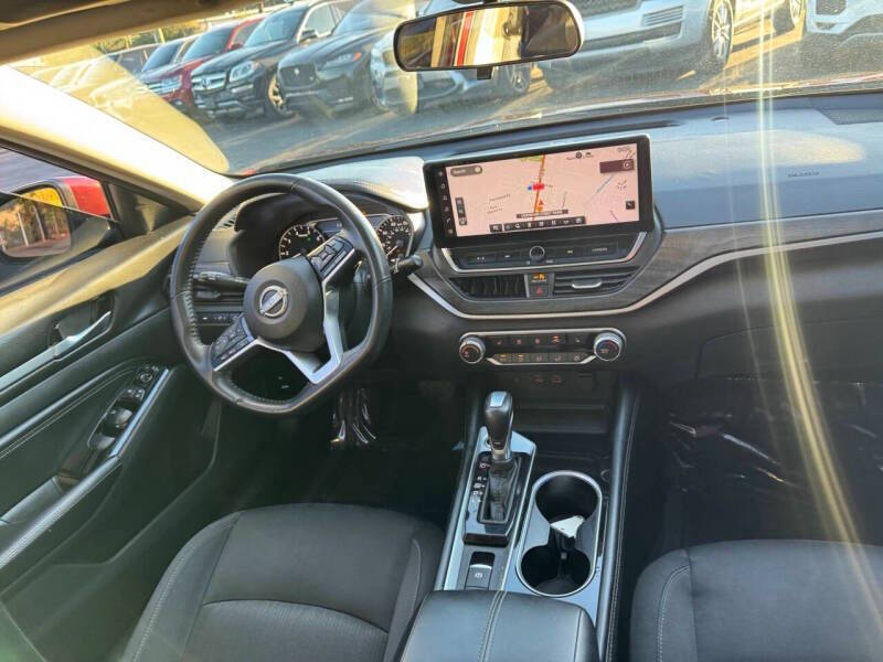 2023 Nissan Altima 2.5 SV