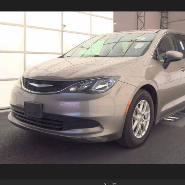 2017 Chrysler Pacifica LX
