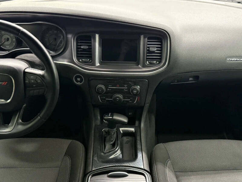 2018 Dodge Charger SXT