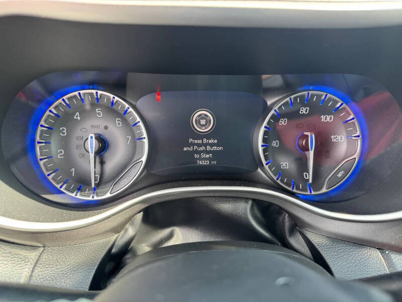 2022 Chrysler Pacifica Touring L