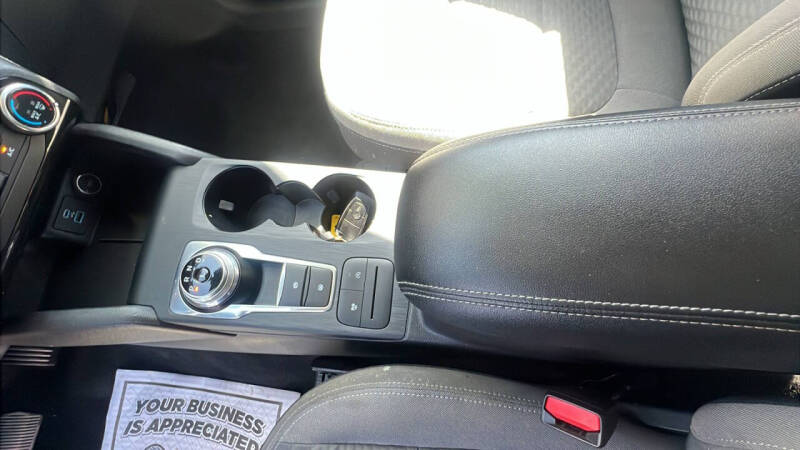 2021 Ford Escape SE