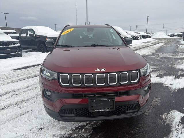 2022 Jeep Compass Latitude Lux
