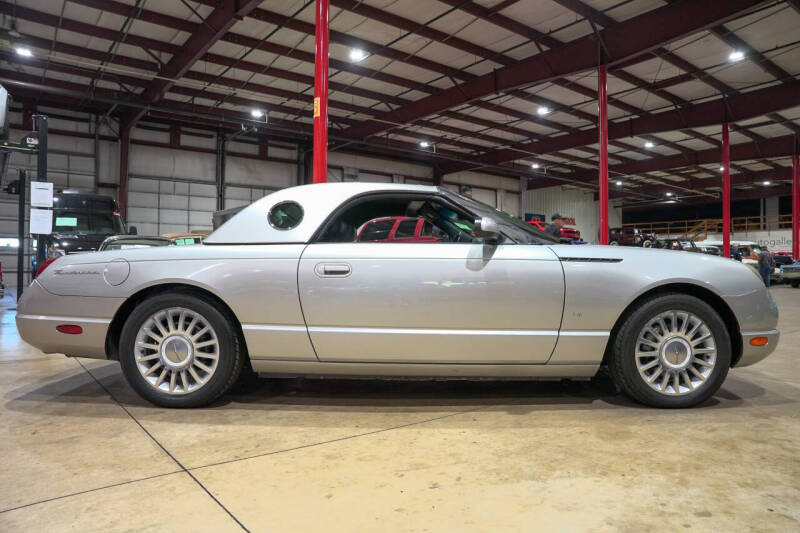 2004 Ford Thunderbird Deluxe