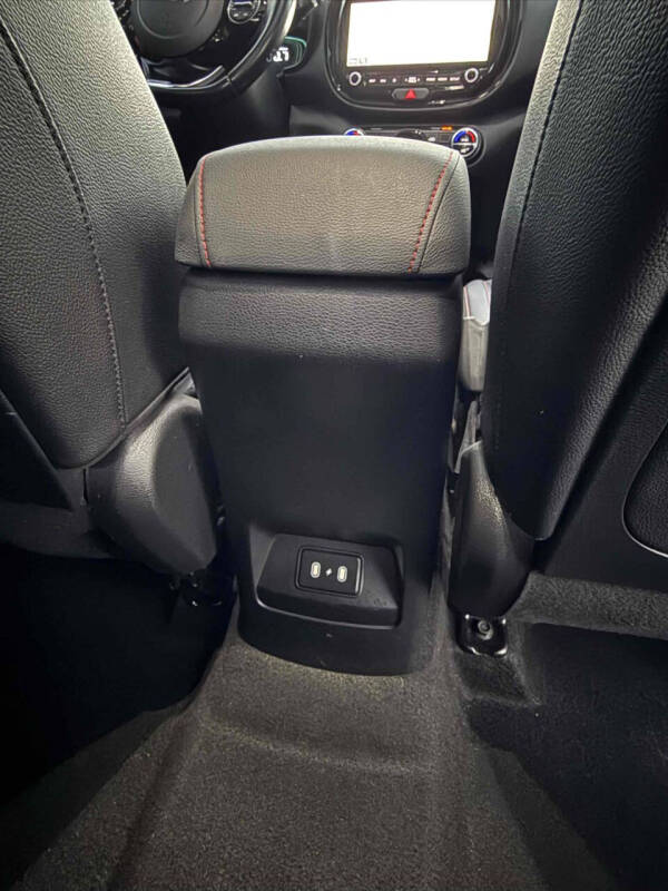 2023 Kia Soul GT-Line