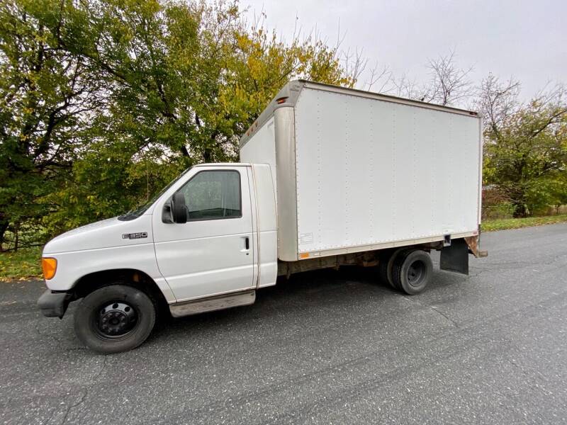 2004 Ford E-Series Chassis for sale at XLR8 Diesel Trucks in Woodsboro MD