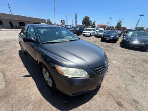 2009 Toyota Camry for sale at LR AUTO INC in Santa Ana CA