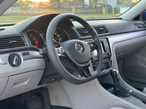 2016 Volkswagen Passat 1.8T S