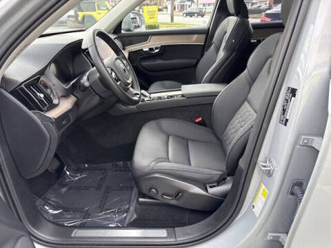 2025 Volvo XC90 B6 Plus Bright Theme 7P