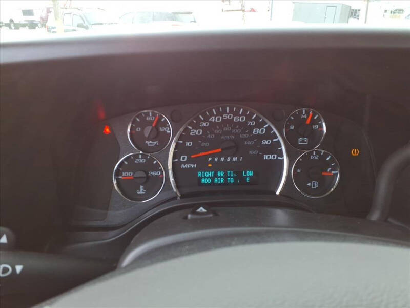 2025 Chevrolet Express 2500