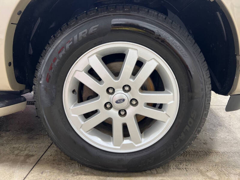 2010 Ford Explorer Eddie Bauer