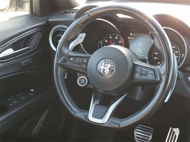 2022 Alfa Romeo Stelvio Sprint