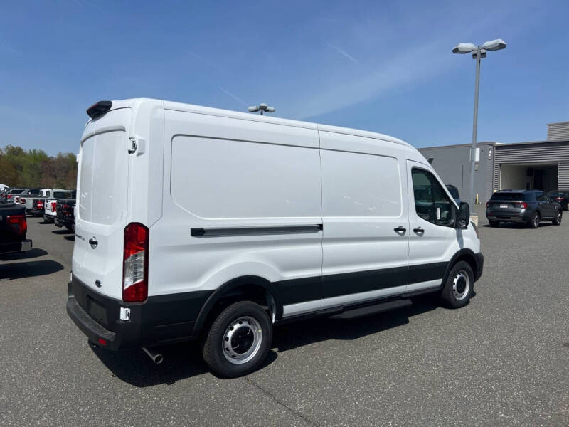 2025 Ford Transit 250