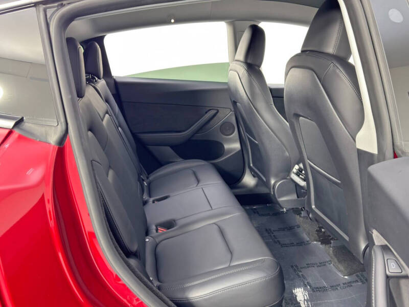 2024 Tesla Model Y Performance