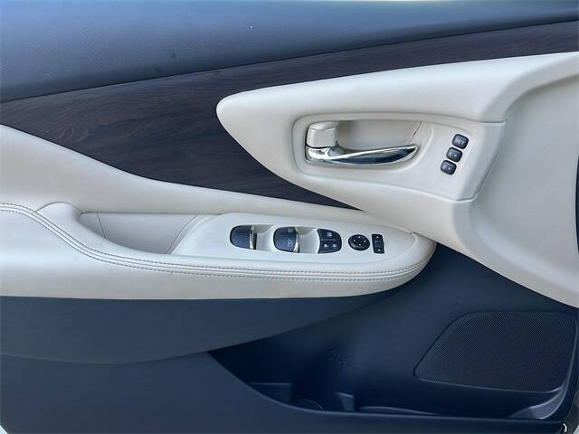 2024 Nissan Murano Platinum