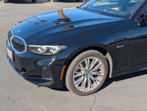 2023 BMW 3 Series 330e